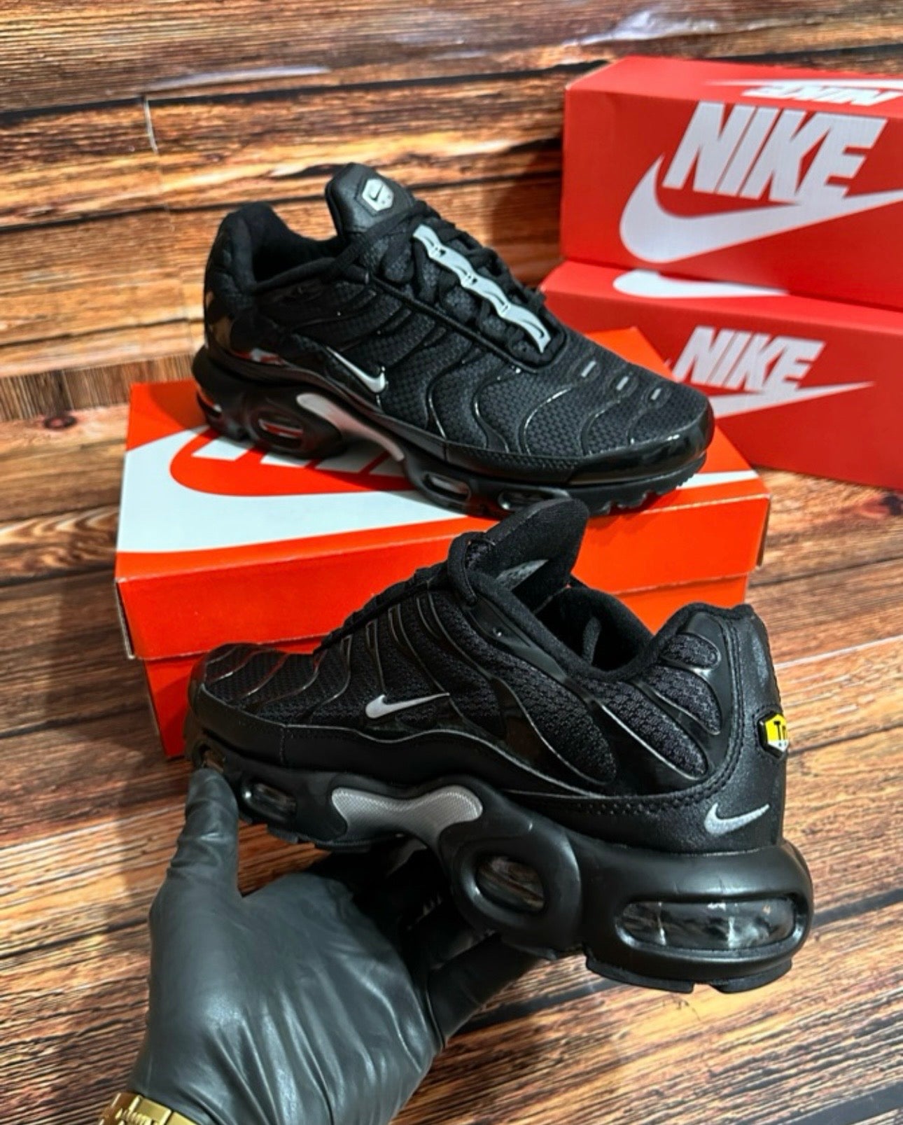 Tênis Nike Tn