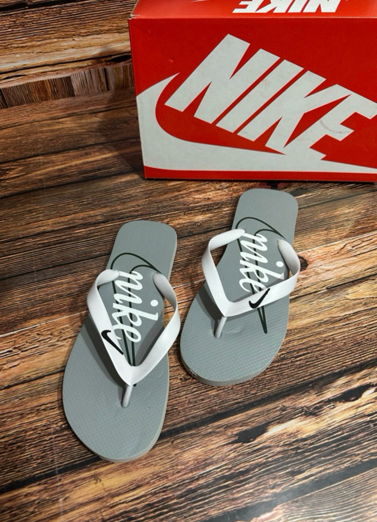 Chinelo Nike